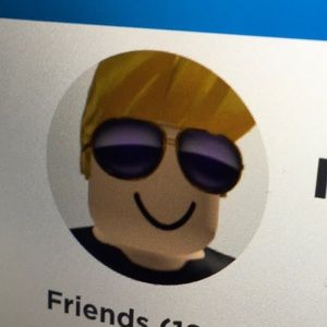 Meet your Posher, Cameron